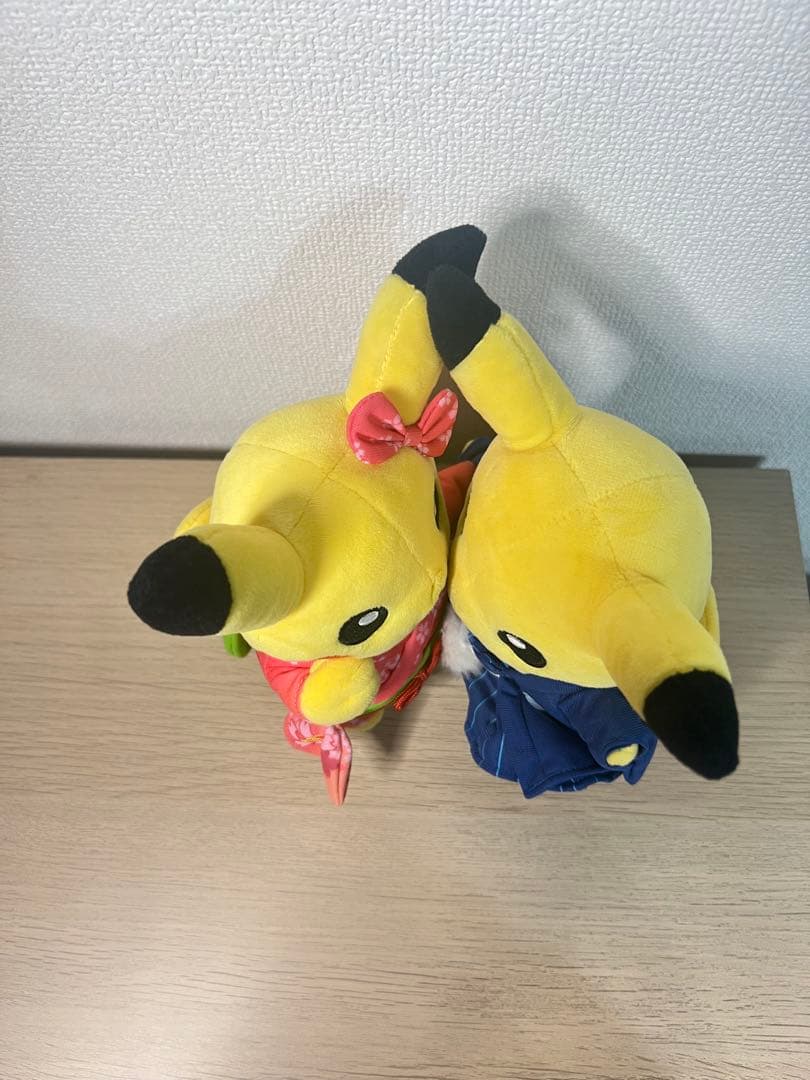 マンスリーピカチュウ 2016 お正月 ペア ぬいぐるみ ポケモンセンター限定