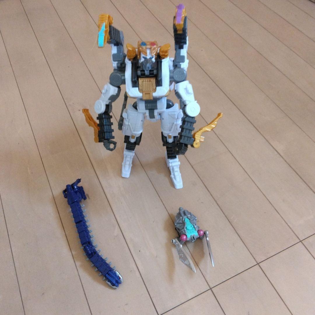 DXタランチュラナイト 地底ガーディアンウエポンセット 王様戦隊キングオージャー