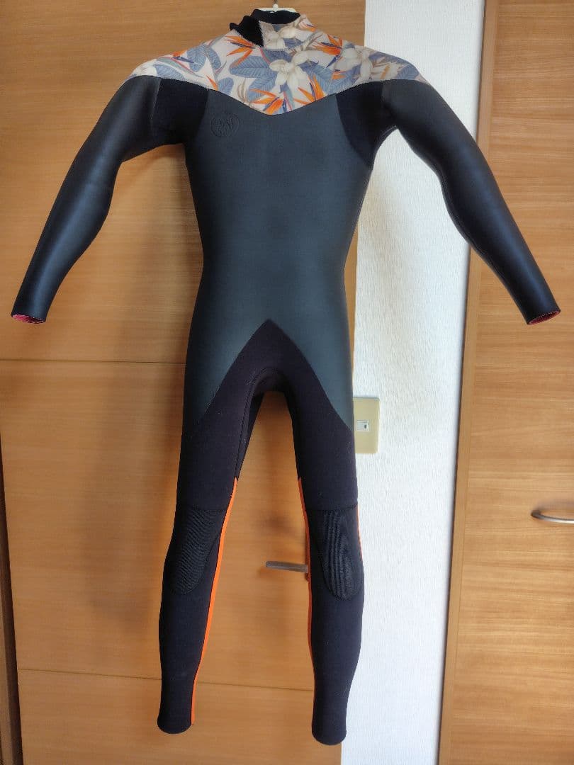 セミドライ キッズウェットスーツ