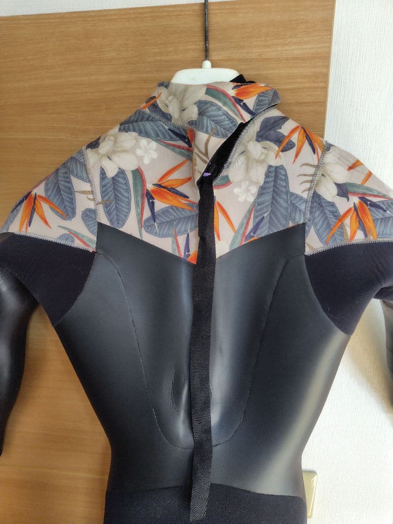 セミドライ キッズウェットスーツ