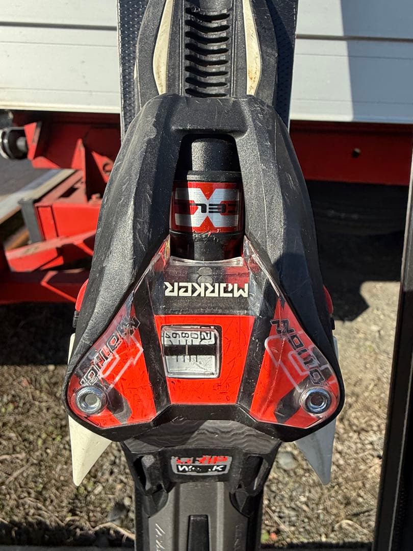 Völkl Racetiger SX 16 デモスキー