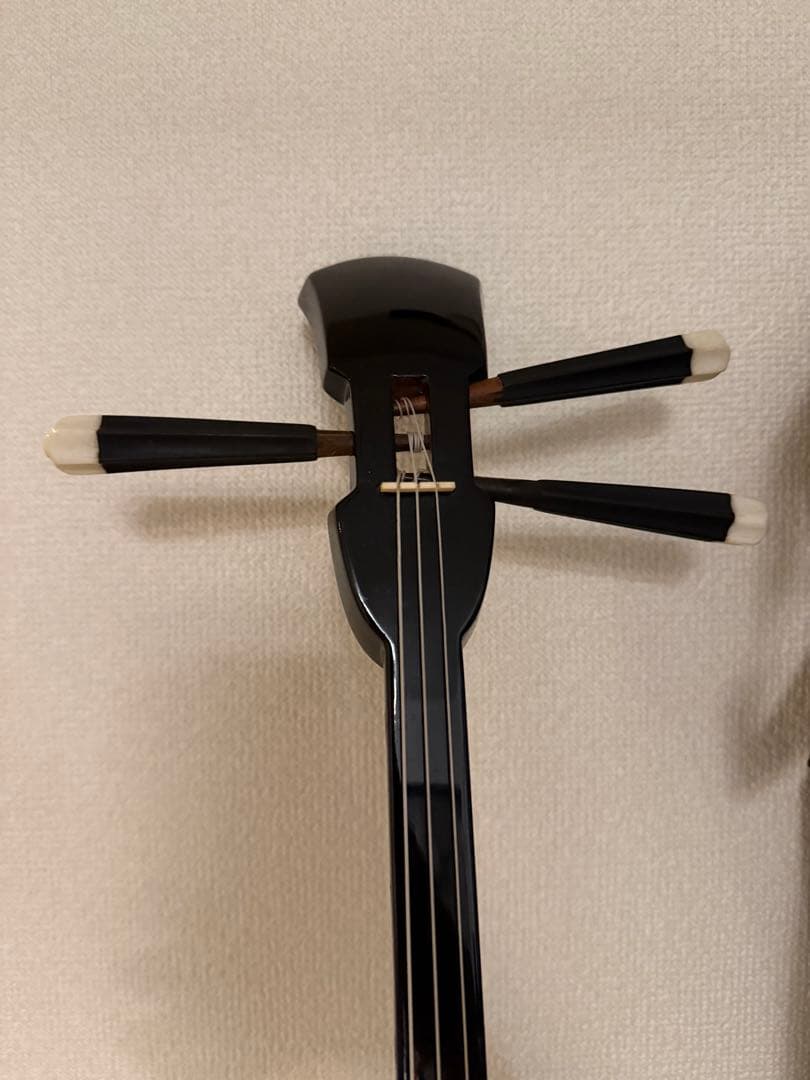 ま*✳様 三線（蛇皮／沖縄購入品）ケース付き　さんしん