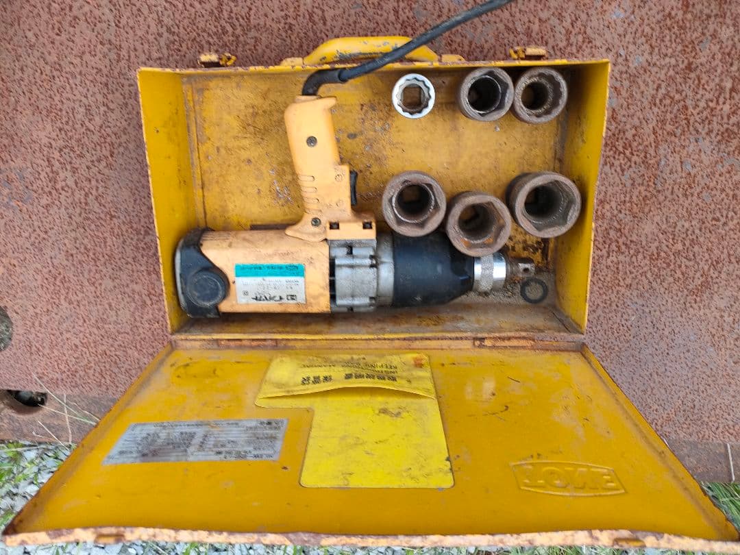 TONE　インパクトレンチ　IW22-1