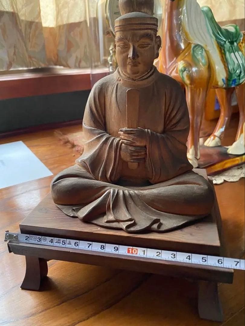 素敵な木彫　聖徳太子座像