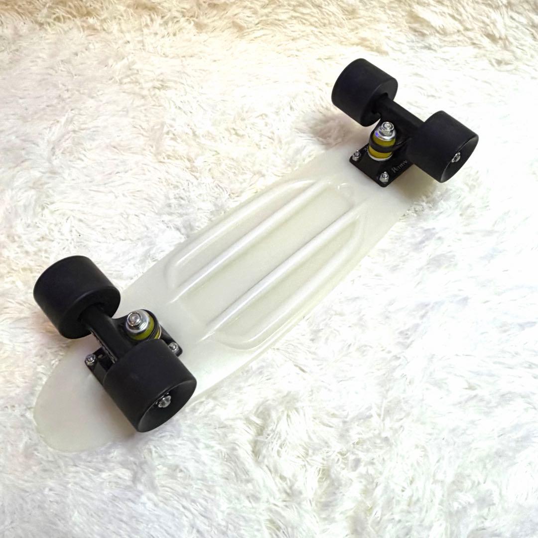 Penny 蓄光 モデル 22インチ スケートボード スケボー