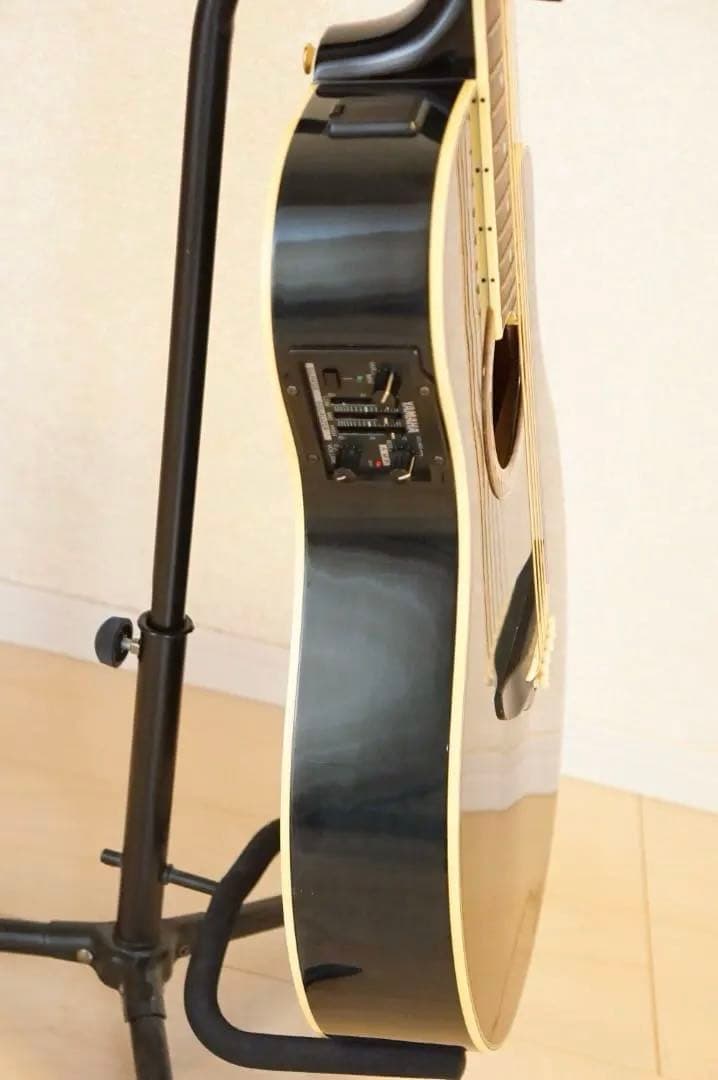 動作品　YAMAHA APX-8CS エレアコ