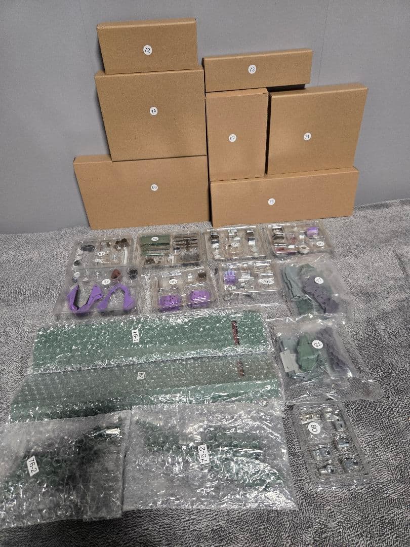 未使用　デアゴスティーニ　エヴァ初号機1～100+特典付　オプションフルセット