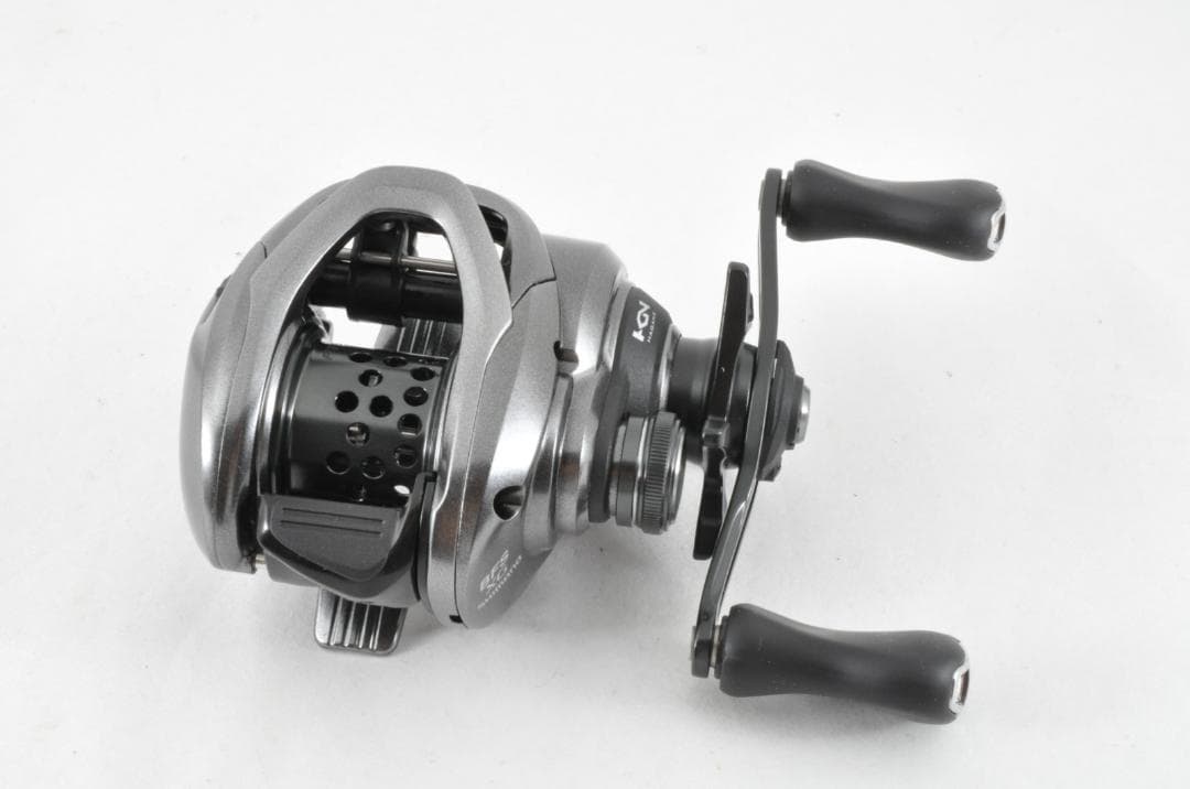 シマノ 25SLX BFS XG R 右