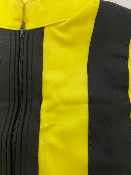 JRA 競馬 勝負服 社台レース 安田厩舎 ルメール騎手サインか 中古品 レア品