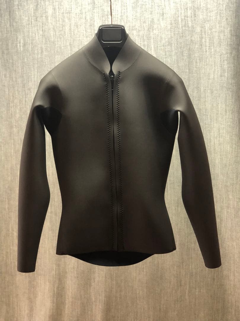 ウェットスーツ MENS Mサイズ 新品未使用