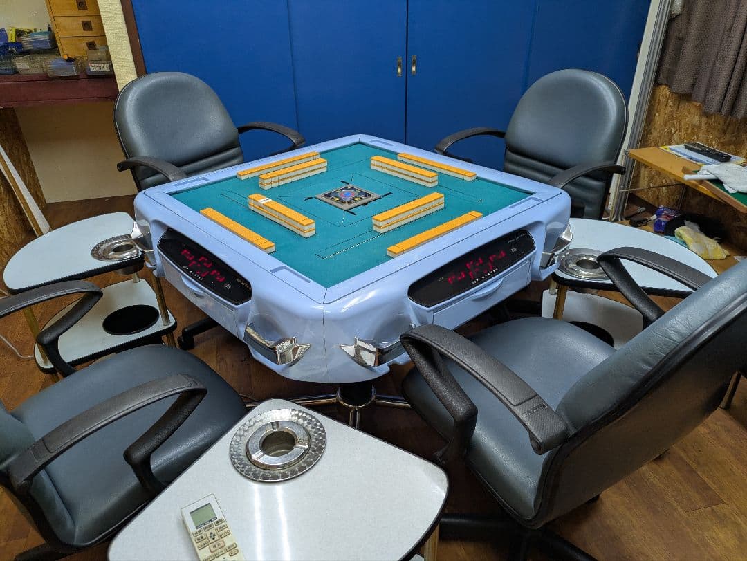 全自動麻雀卓 大洋技研　人気の良品中古アモスレックス 自動配牌機能付き