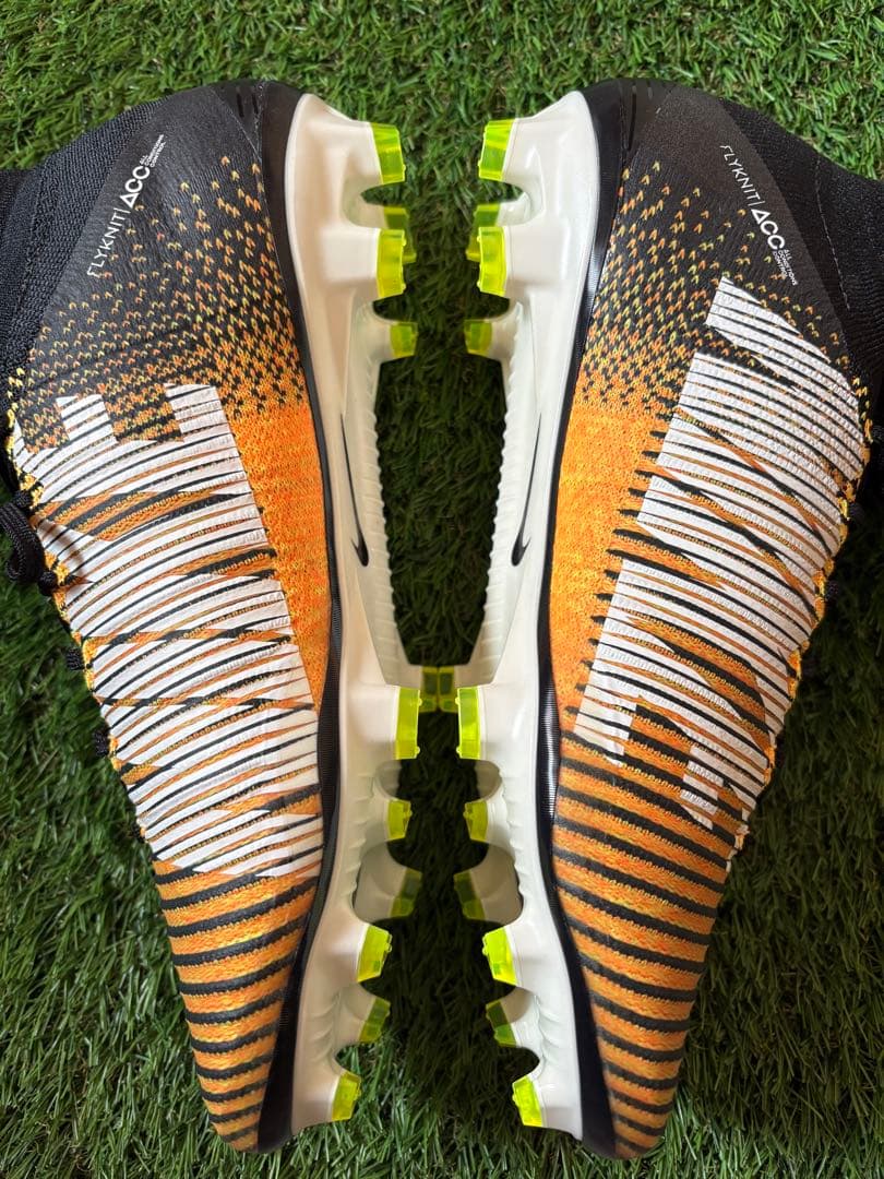 ナイキ マーキュリアルスーパーフライV FG