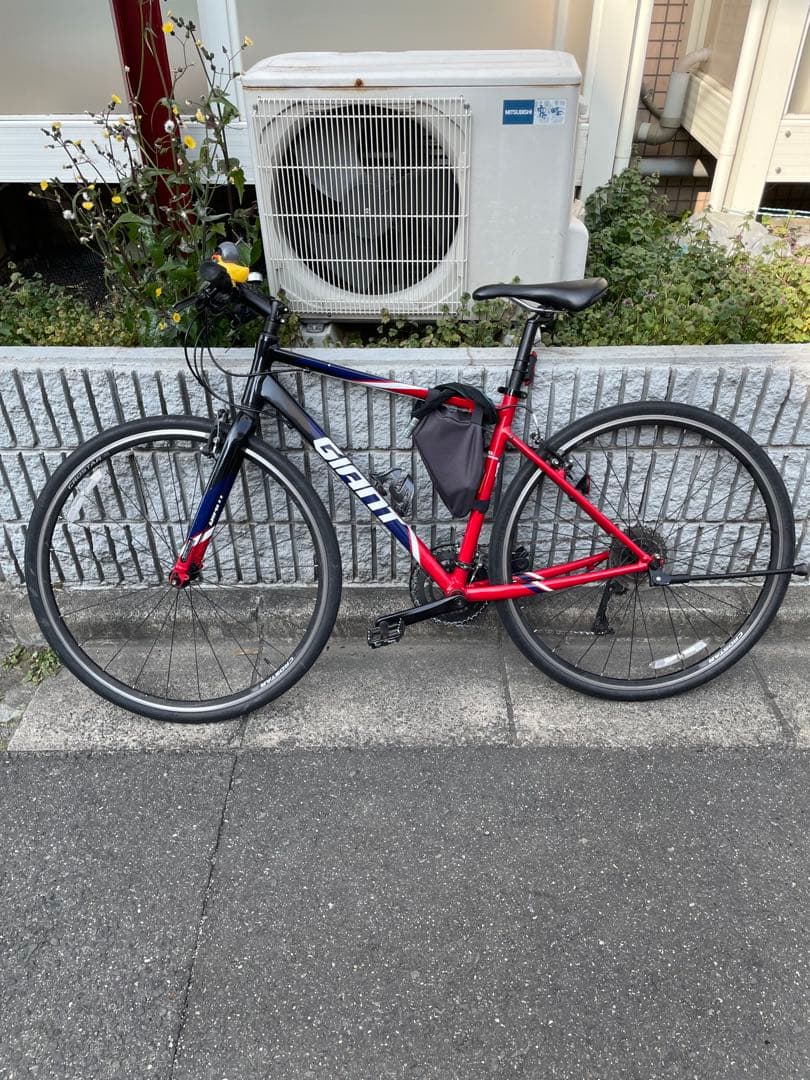 GIANT クロスバイク Mサイズ　引き取り限定 河内永和駅