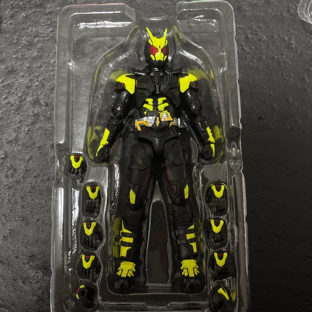 日*4様 ゼロワン系shフィギュアーツまとめ売り