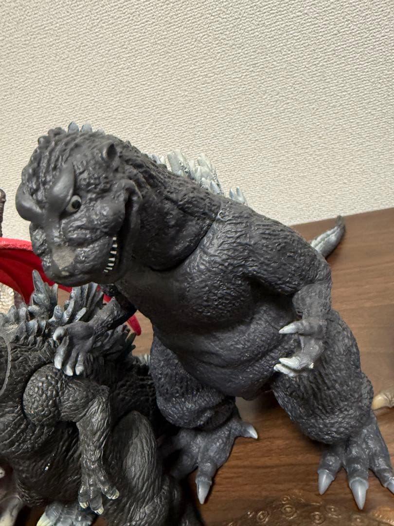 シンゴジラ フィギュア 東宝 ゴジラ デストロイア ソフビ バンダイ
