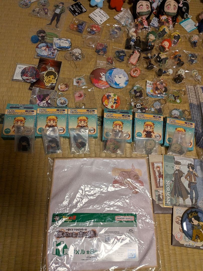 ジャンプ　鬼滅の刃　呪術廻戦　チェンソーマン　ブルーロック　ジョジョ　約207個