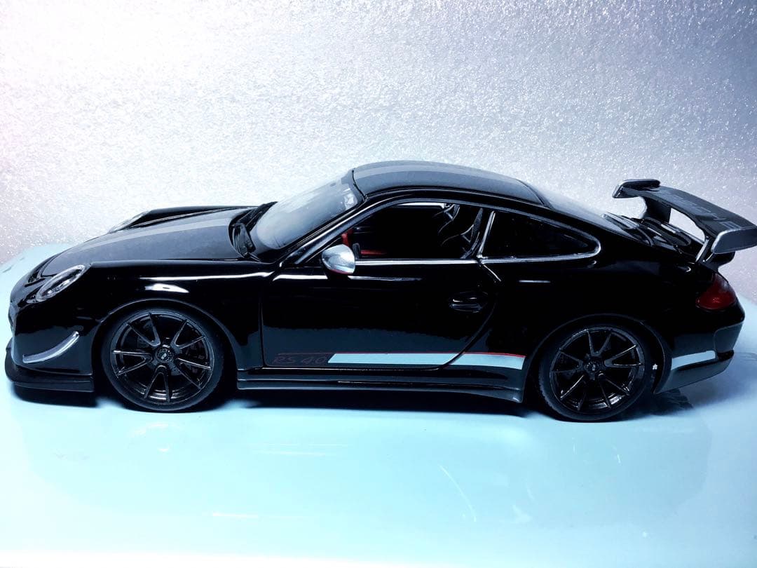 ⭐️お買い得‼️ ミニカー　ポルシェ　1/18