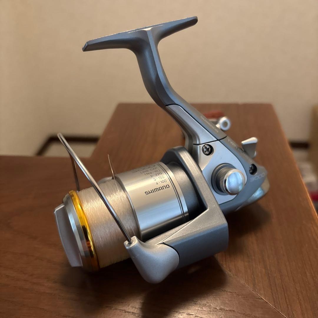 SHIMANO TWIN POWER 3000 スピニングリール