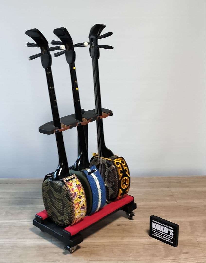 沖縄三線スタンド 3本用（三線/ウクレレ／ギタレレ）