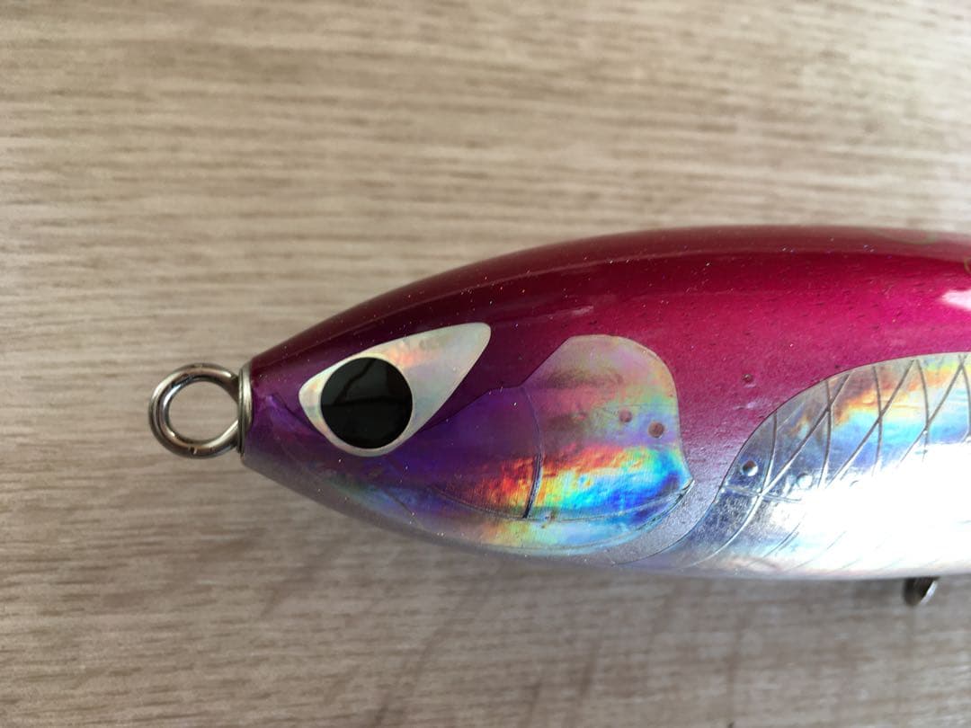 Ryan CB ONE 230mmルアー ピンク・シルバー