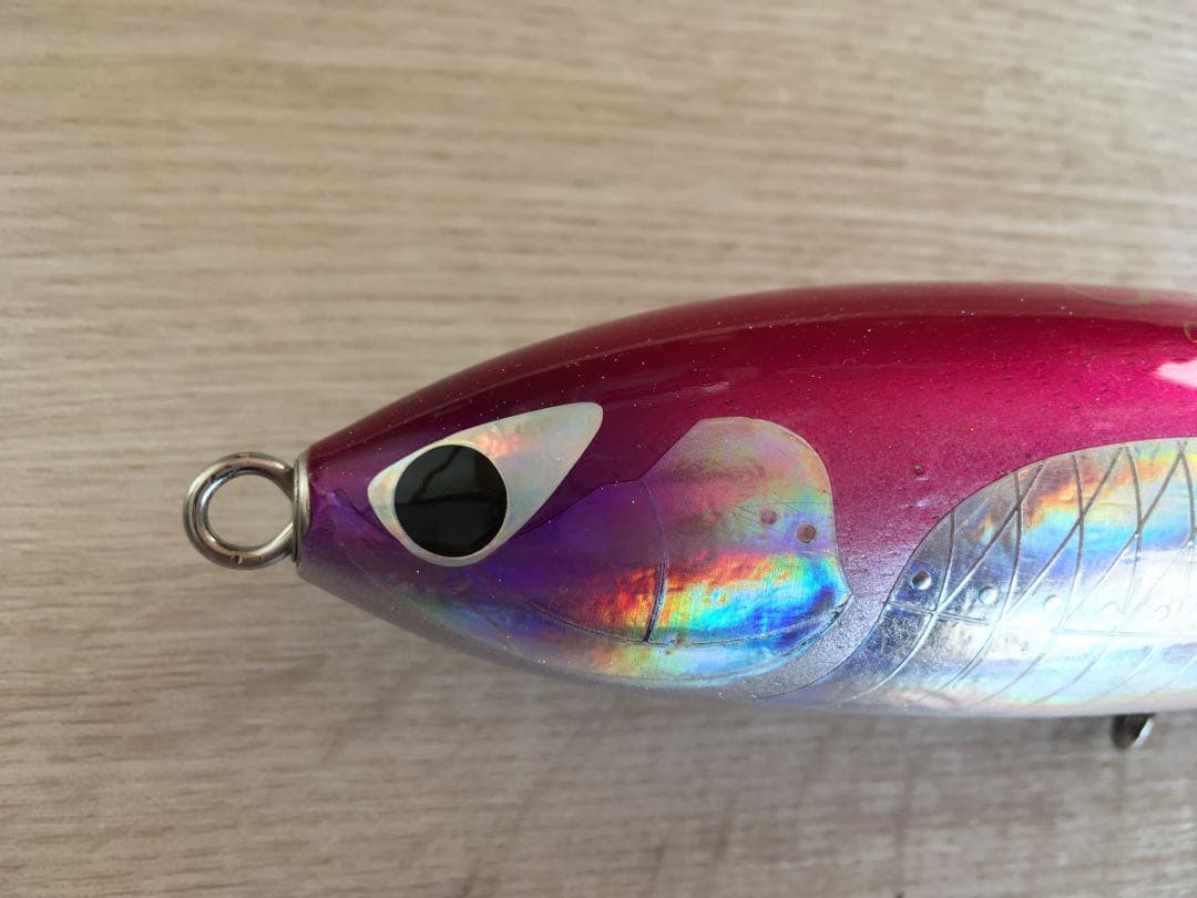 Ryan CB ONE 230mmルアー ピンク・シルバー