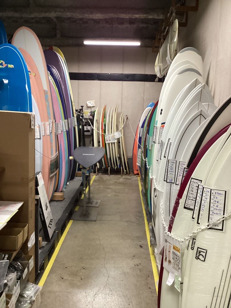 ベッソサーフボード185cm 6'1中古サーフボード　プロ仕様クリヤー