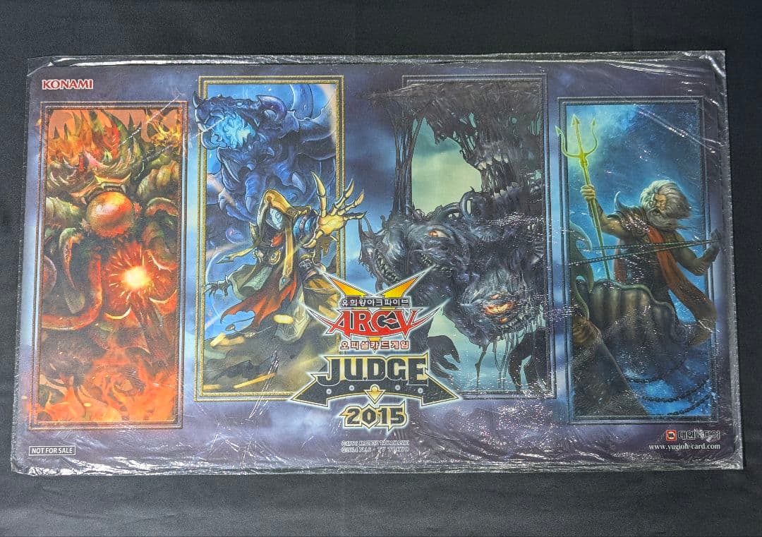 遊戯王 プレイマット 韓国 クトゥルフ 外神アザトート 旧神ノーデン