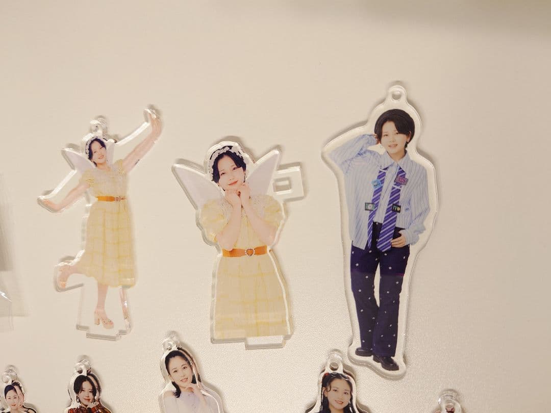 平井美葉/アクリルスタンド/缶バッジ/アクリルクリップバッジ