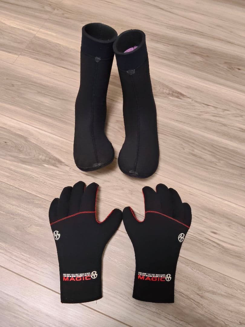 ADELIO 5/4 DELUXE HOODED セミドライ