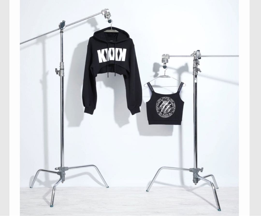 倖田來未 クロップド フーディー キャミソール 2ピース セット