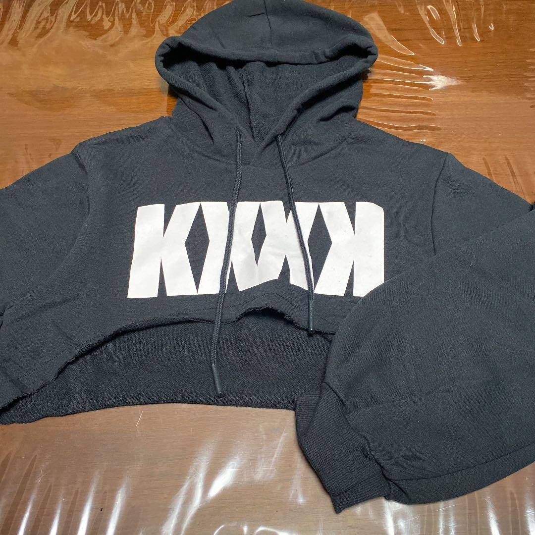 倖田來未 クロップド フーディー キャミソール 2ピース セット