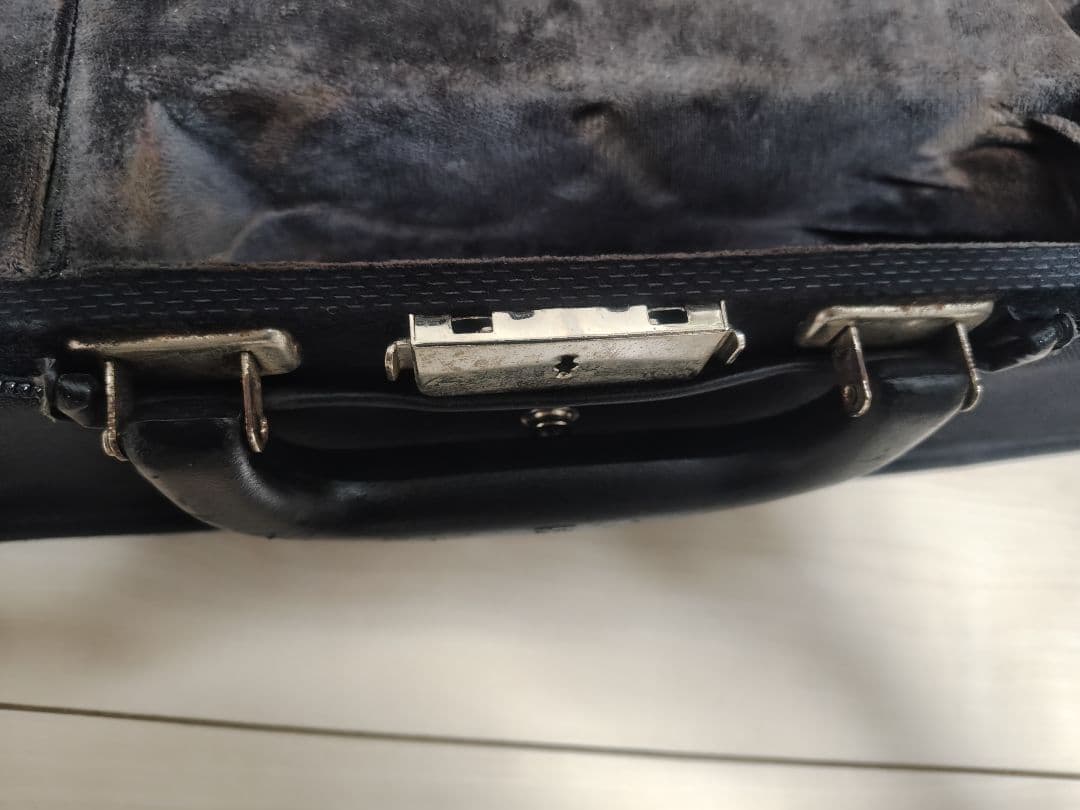 buffet crampom 純正バスクラリネットLowE♭用ケース