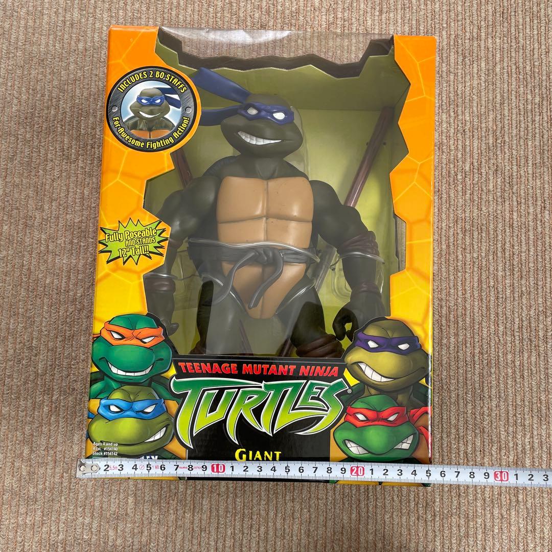ミュータントタートルズ　ジャイアント　フィギュア