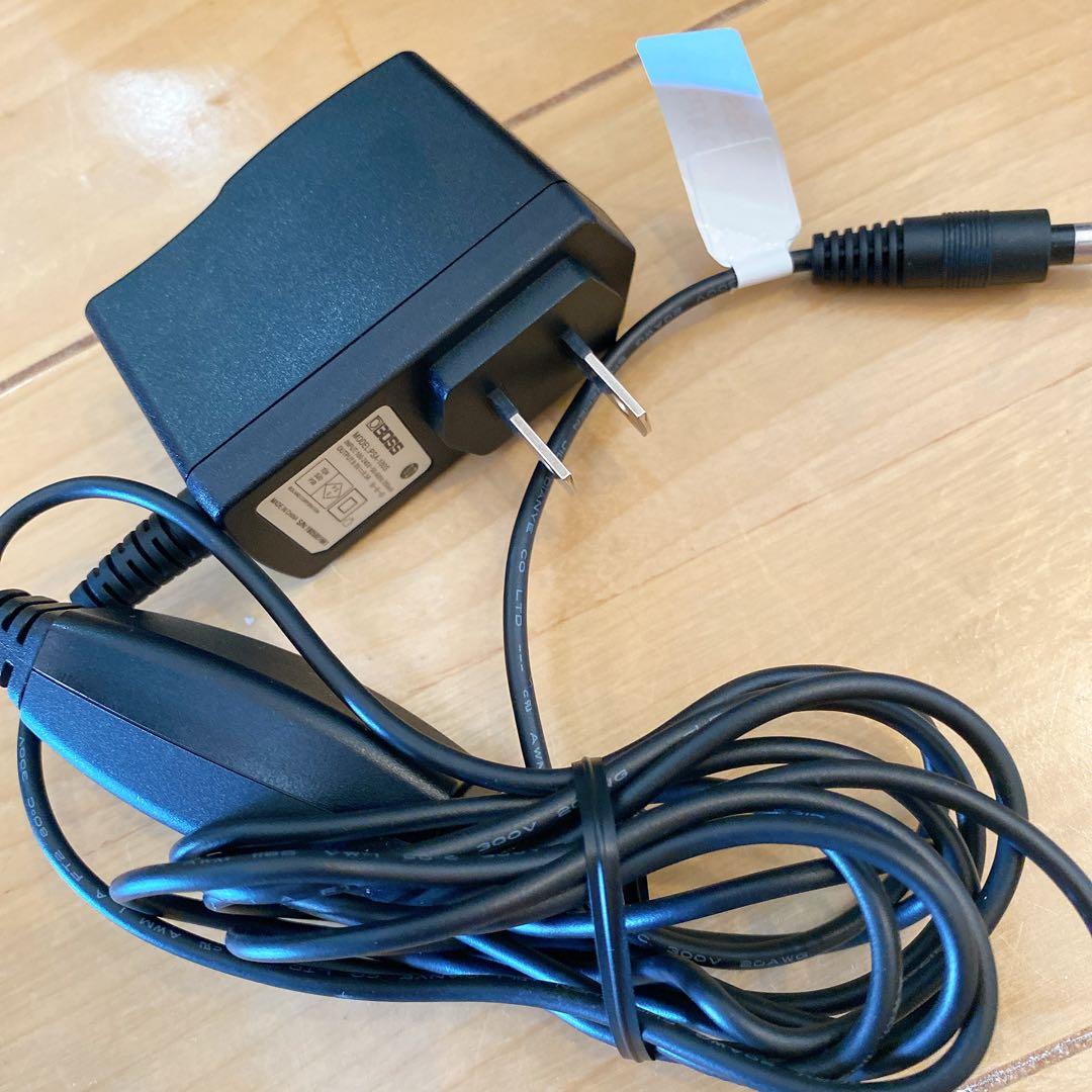 BOSS ME-80 Guitar Multiple Effectsアダプター付