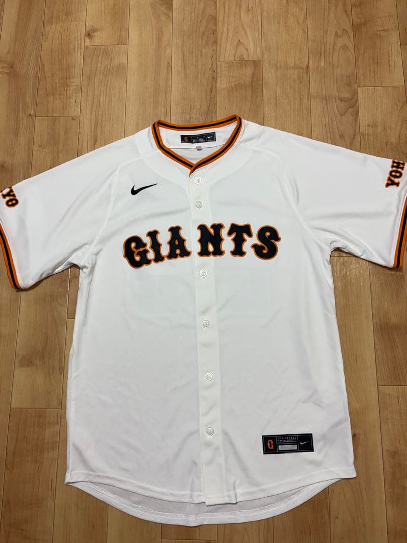 読売ジャイアンツ NIKE レプリカユニフォーム 岡本和真 Mサイズ