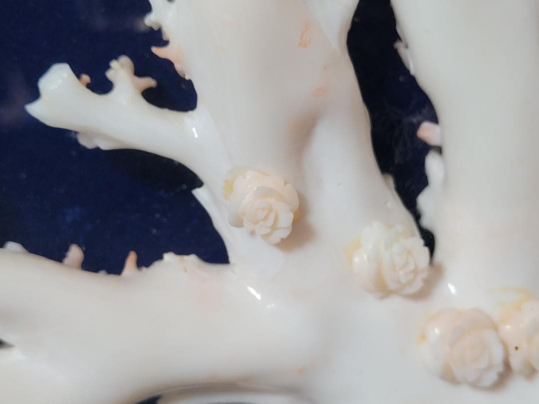 天然希少材料 彫刻 額装 壁飾 置物 横幅約55.8cm