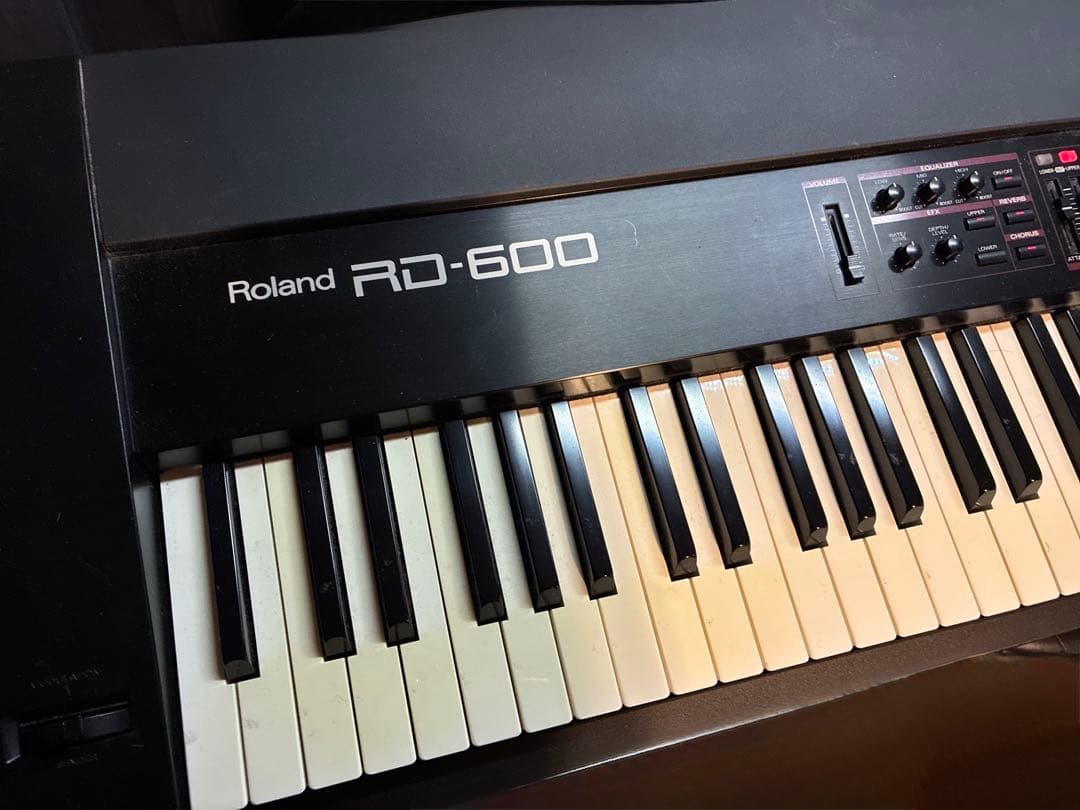 【鍵盤ハンマー修理済】Roland 88鍵盤ステージピアノ RD-600