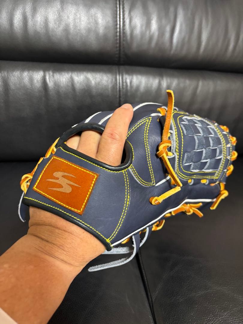 すみれスポーツ　硬式用オーダーグラブ