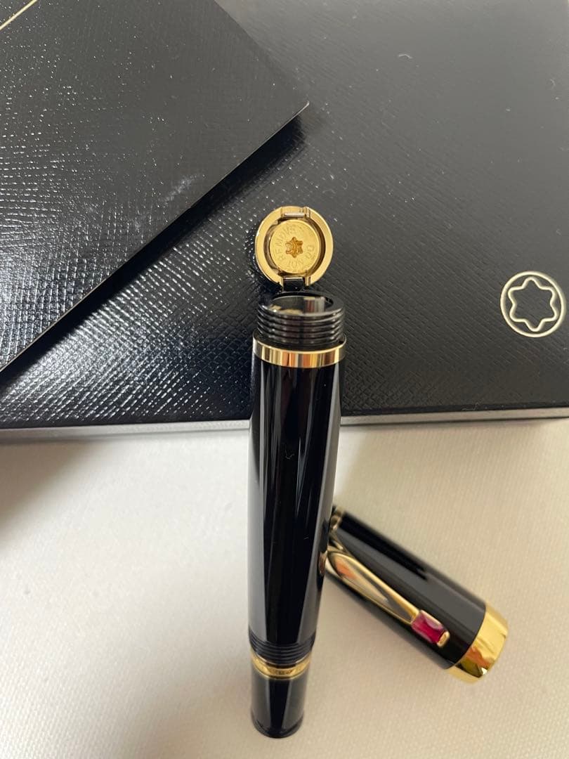 モンブランMONT BLANC 万年筆 ボエムルージュ k14