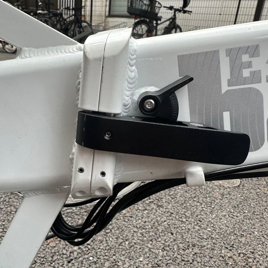 とび　電動アシストバイク　baron バロンX20 ホワイト