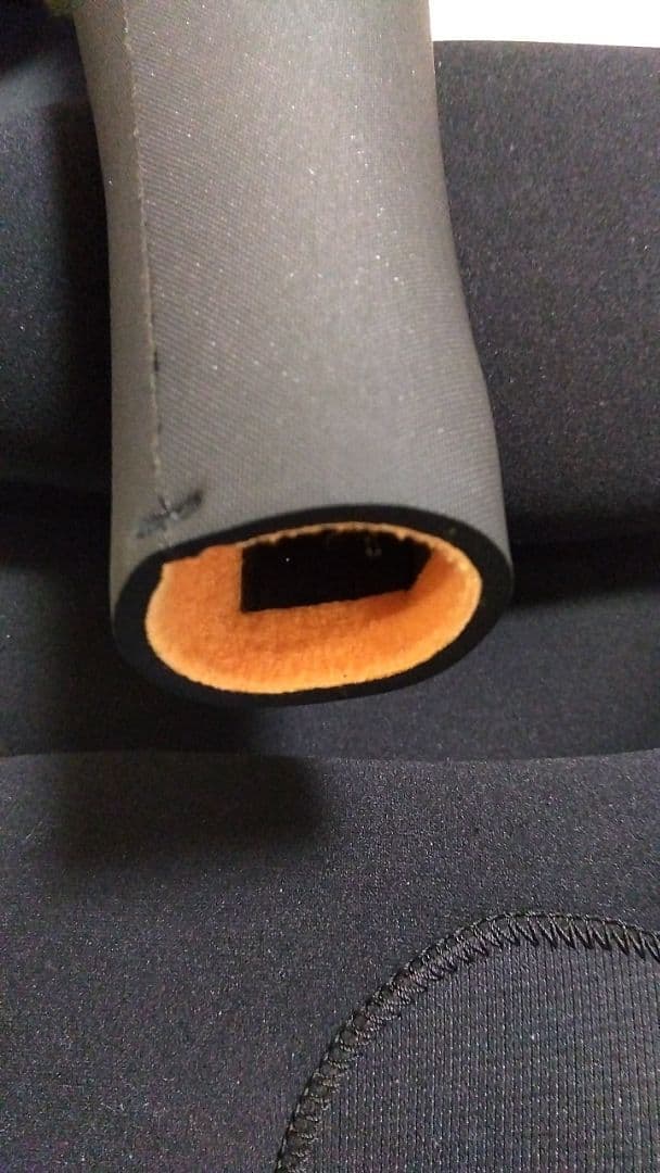 レディースセミドライ　Sサイズ