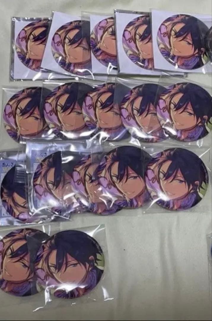 氷鷹北斗　フィーチャー　缶バッジ