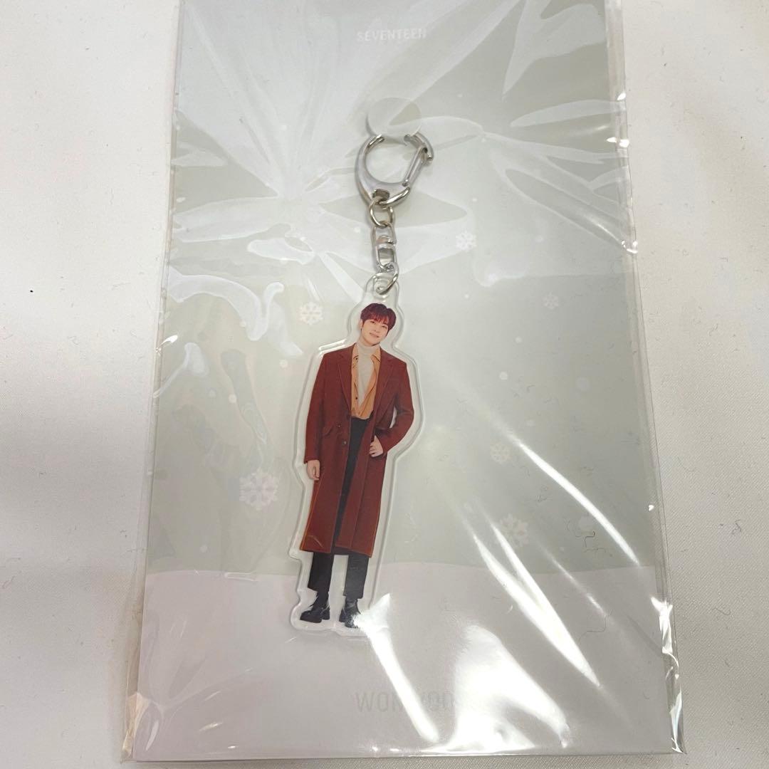 SEVENTEEN ウォヌ うちわ (4種) & アクキーおまけ付き　まとめ売り