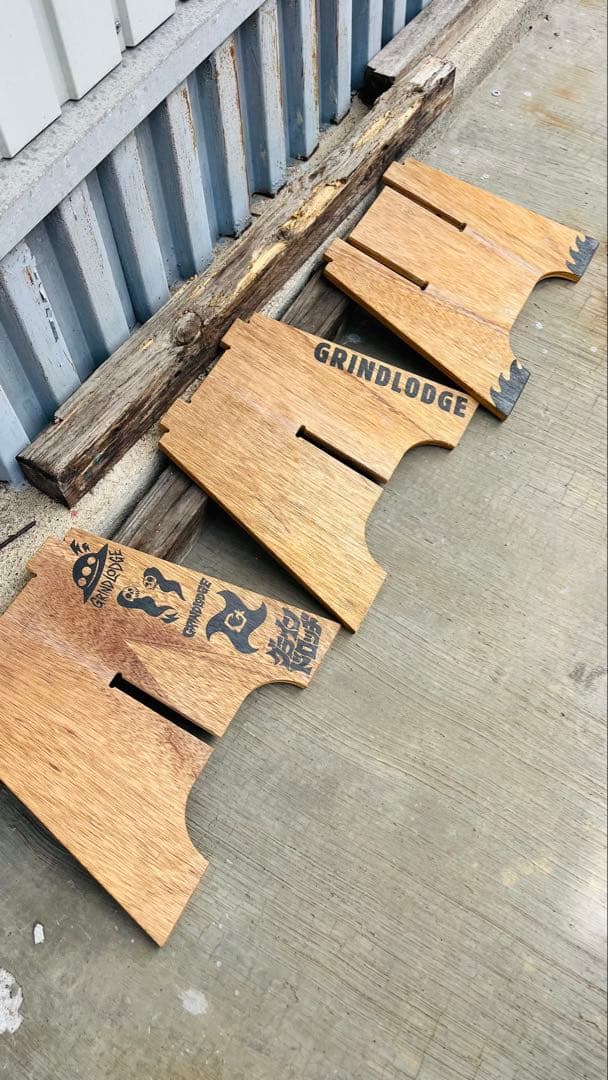 GRIND LODGE スツール　収納ケース付き グラインドロッヂ