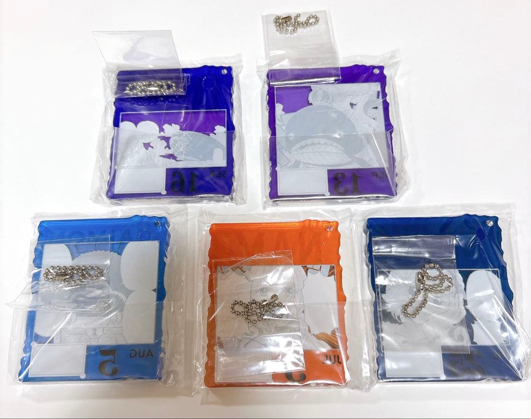 ONE PIECE BASE SHOPくじ アクリルブロックチャーム　ナミ