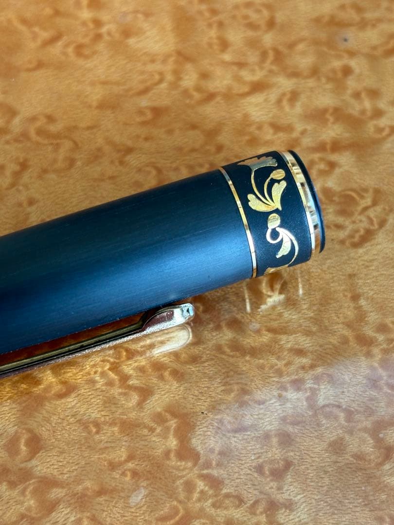 プラチナ萬年筆＃３７７６ 純金「肥後象嵌」絵柄（イチョウ）ペン先：中字受注生産