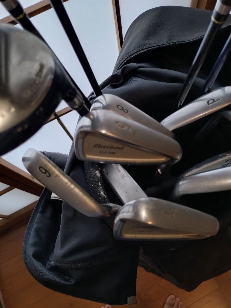 adidas フード付きキャディバッグ 黒　クラブセット