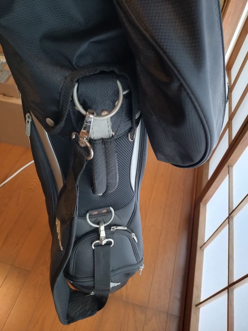 adidas フード付きキャディバッグ 黒　クラブセット