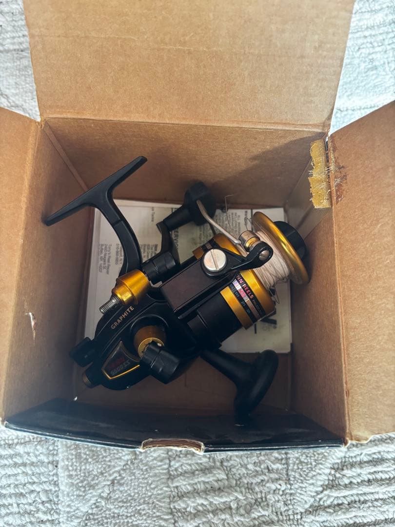 PENN 5500SS J スピニングリール