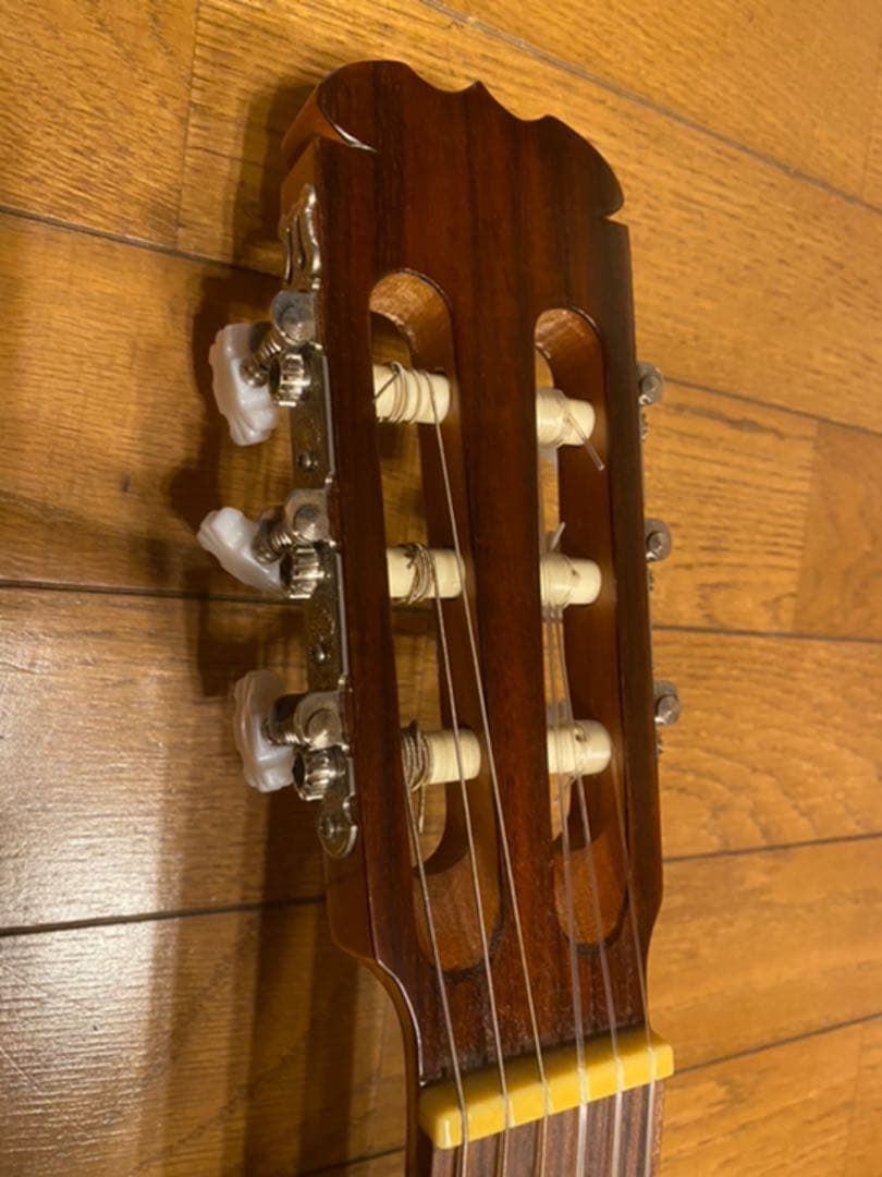 スズキ　クラシックギター アコースティックギター